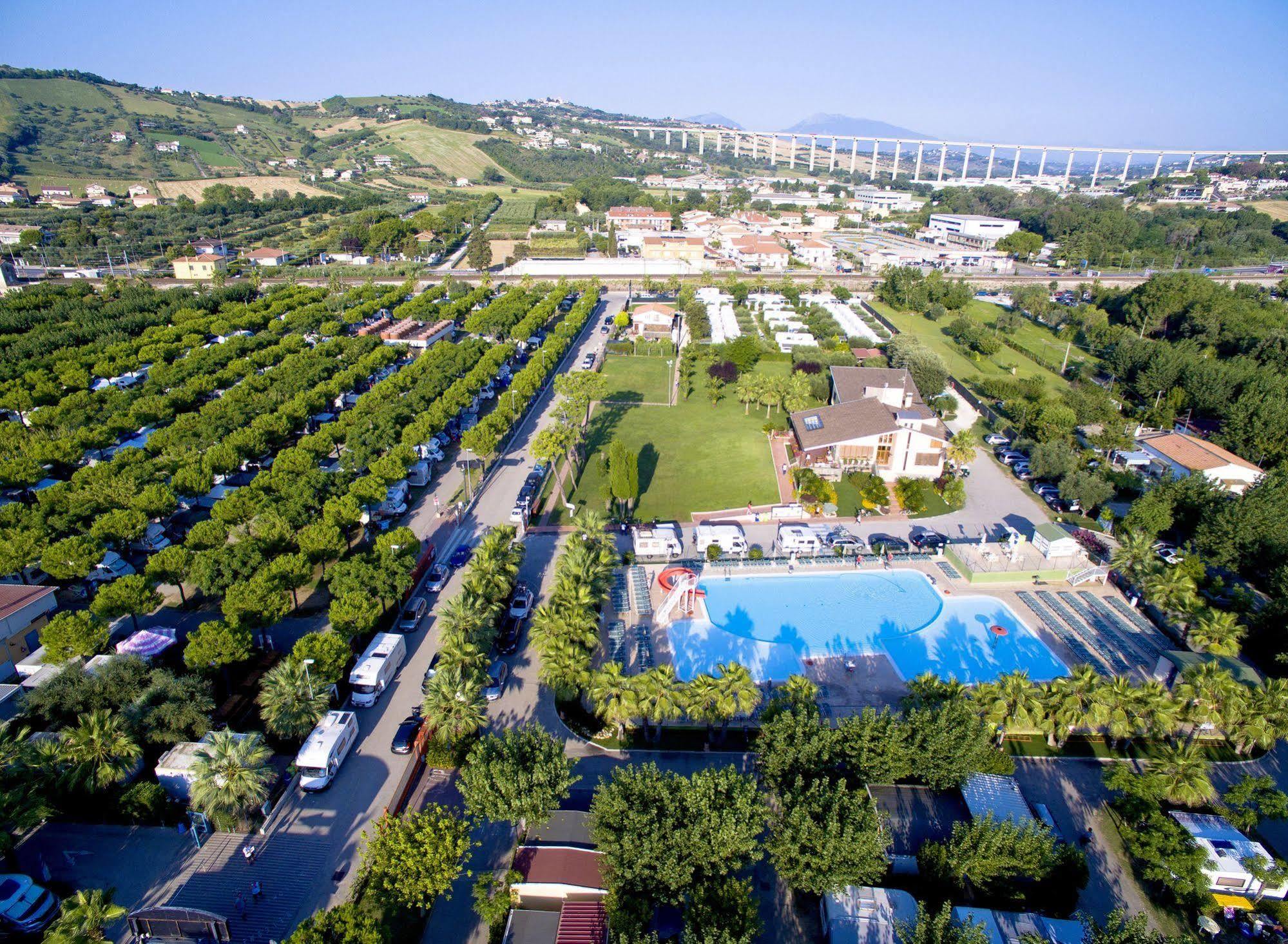 Don Antonio Glamping Village Giulianova Extérieur photo